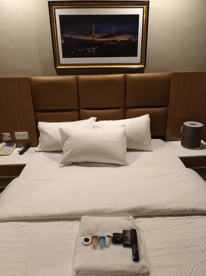 Blackwood Hotels Икеджа Екстериор снимка
